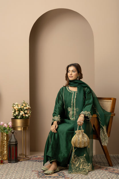 Noor-E-Zari