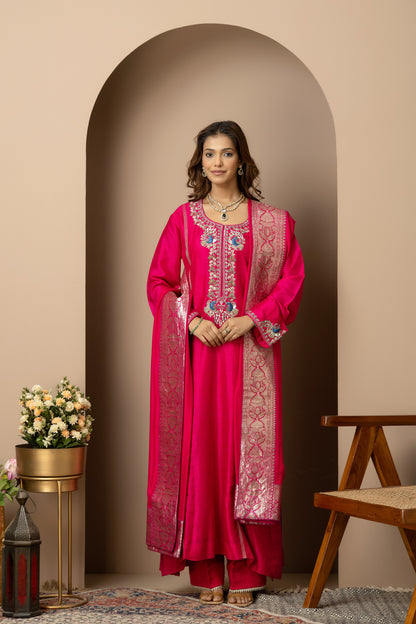 Noor-E-Mor