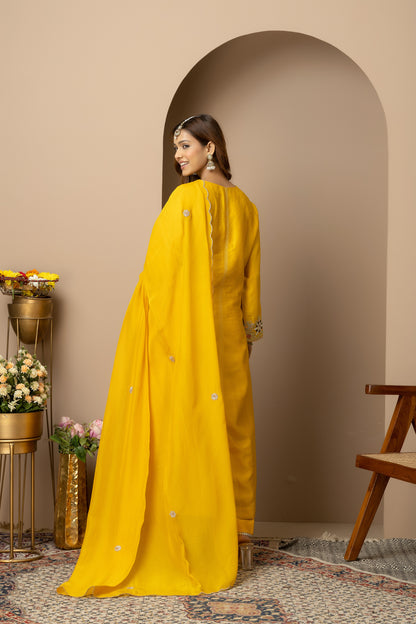 Haldi Noor